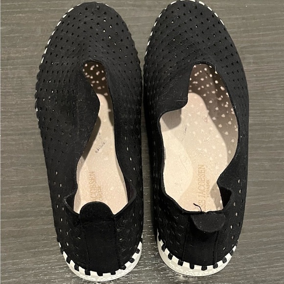 Ilse Jacobsen Tulip Perforated Slip On Sneaker Black Women’s EU 37 US 6.5-7 - Picture 9 of 10